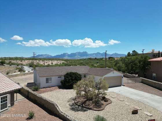 3365 Chimney Rock Road, Las Cruces, NM 88011 photo 2