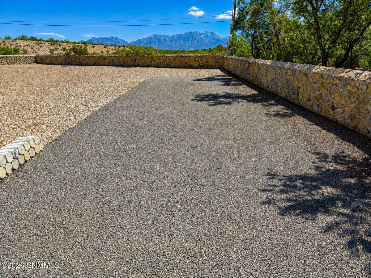 3365 Chimney Rock Road, Las Cruces, NM 88011 photo 7