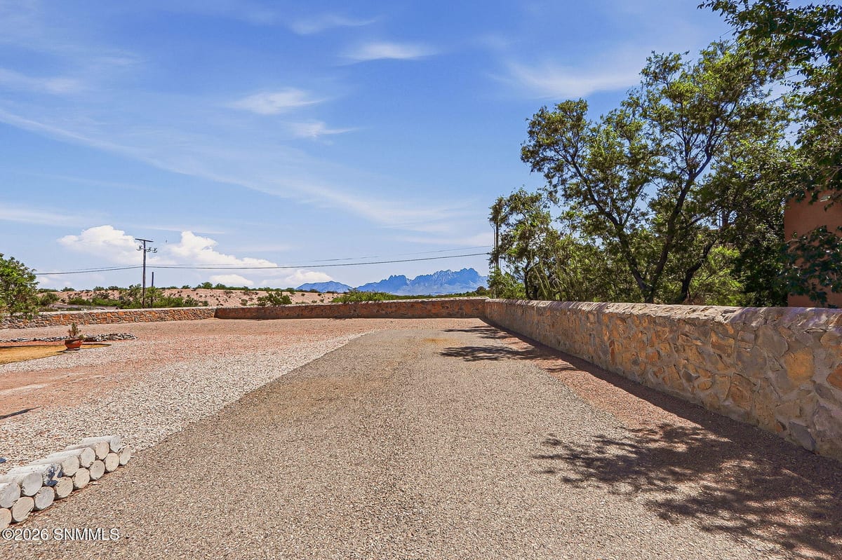 3365 Chimney Rock Road, Las Cruces, NM 88011 photo 9