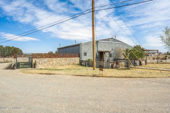 1911 Trails End Road, Las Cruces, NM 88007 photo 2