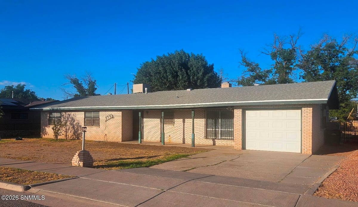 1930 Rosedale Drive, Las Cruces, NM 88005 photo 1