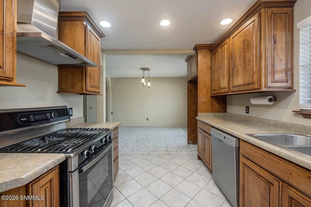 1930 Rosedale Drive, Las Cruces, NM 88005 photo 6