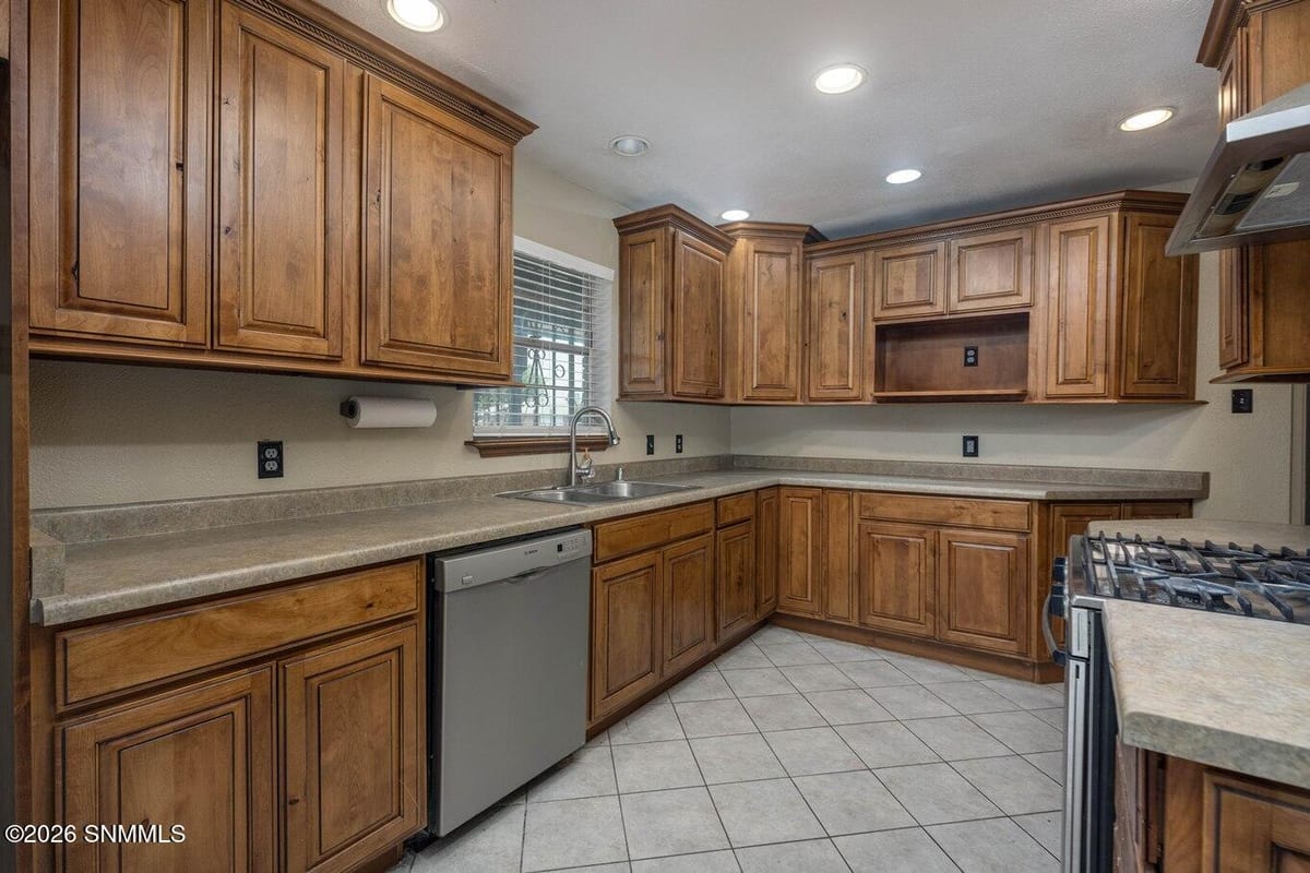 1930 Rosedale Drive, Las Cruces, NM 88005 photo 7