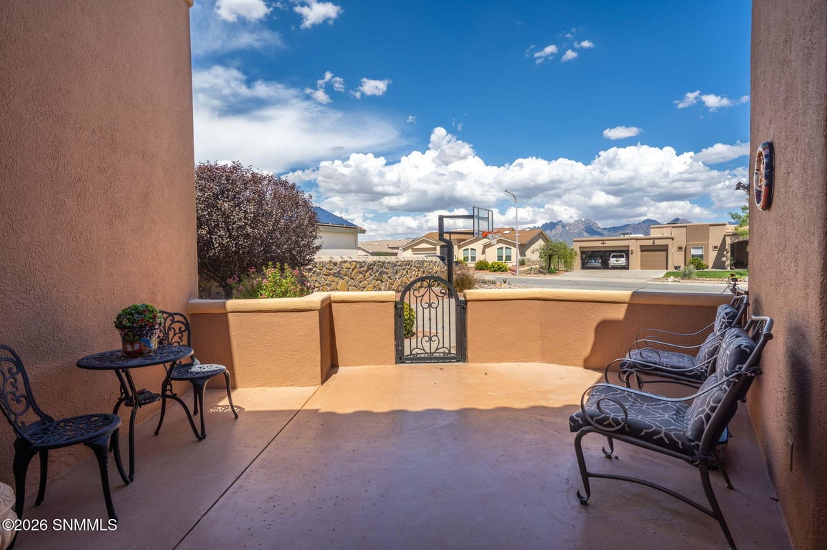 682 Stone Canyon Drive, Las Cruces, NM 88011 photo 6