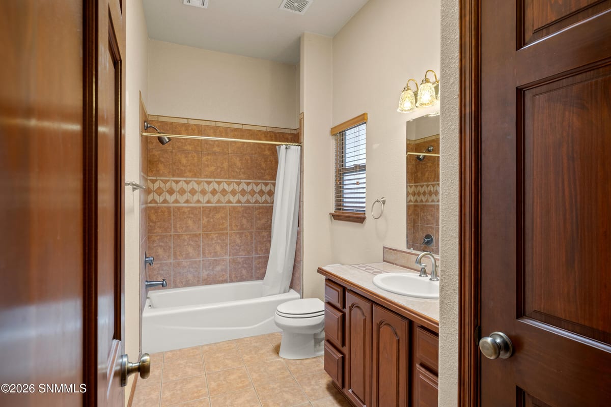 2355 Rincon De Amigos, Las Cruces, NM 88012 photo 15