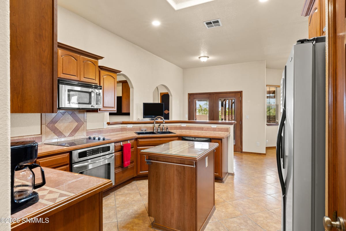 2355 Rincon De Amigos, Las Cruces, NM 88012 photo 7