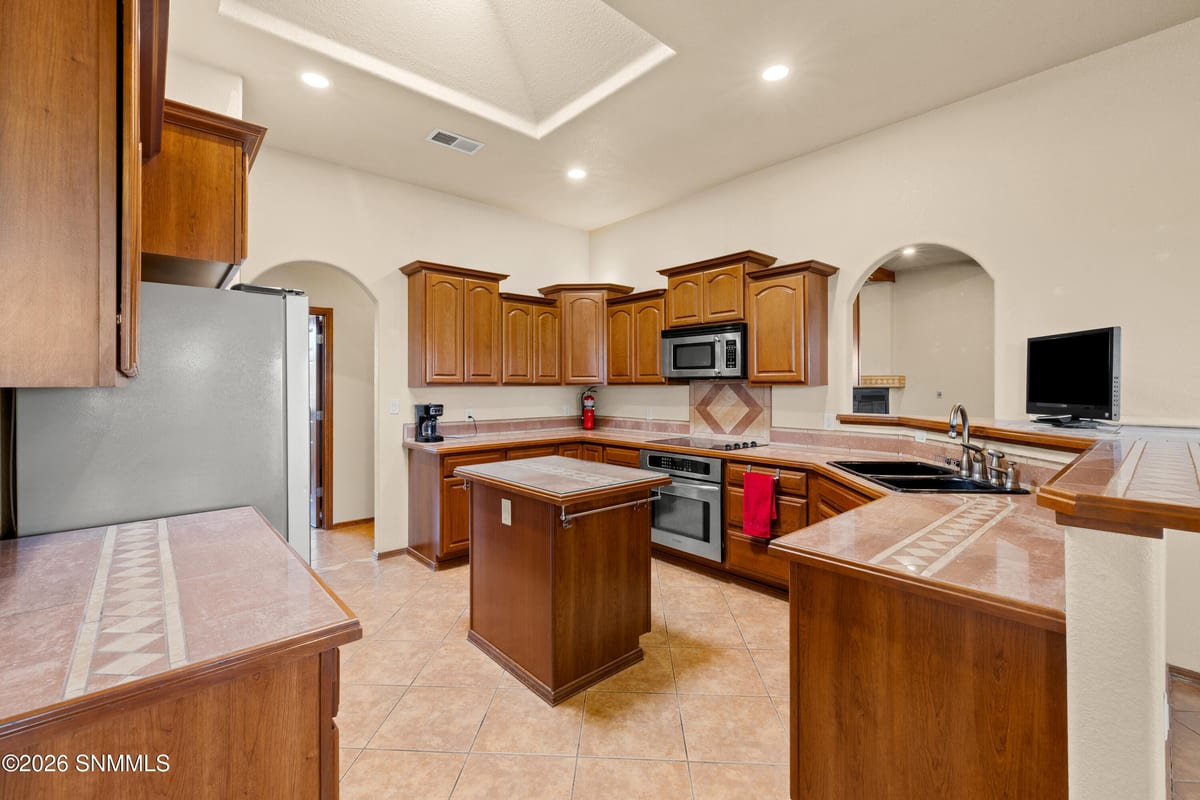 2355 Rincon De Amigos, Las Cruces, NM 88012 photo 8