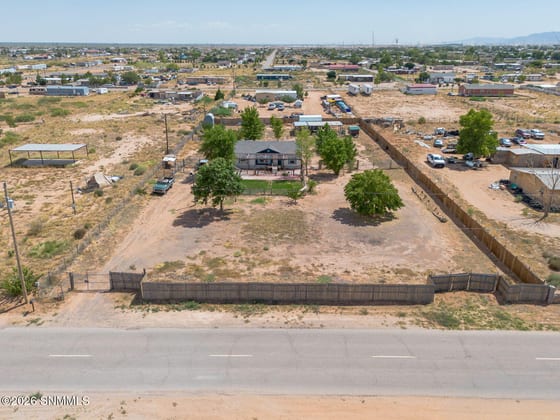 1033 Oasis Drive, Chaparral, NM 88081 photo 3