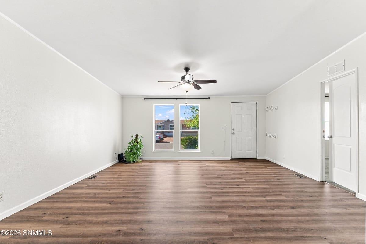 2986 W Crocus Court, Las Cruces, NM 88007 photo 7