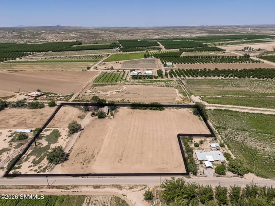 720 Harlacker Road, La Mesa, NM 88044 photo 2