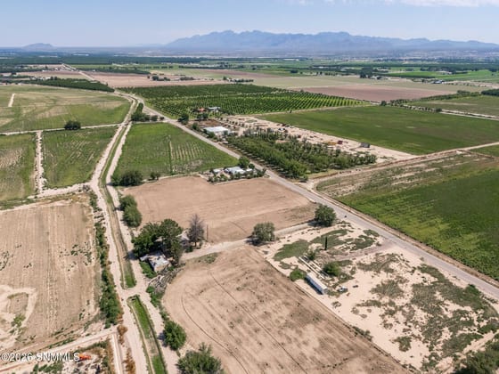 720 Harlacker Road, La Mesa, NM 88044 photo 4