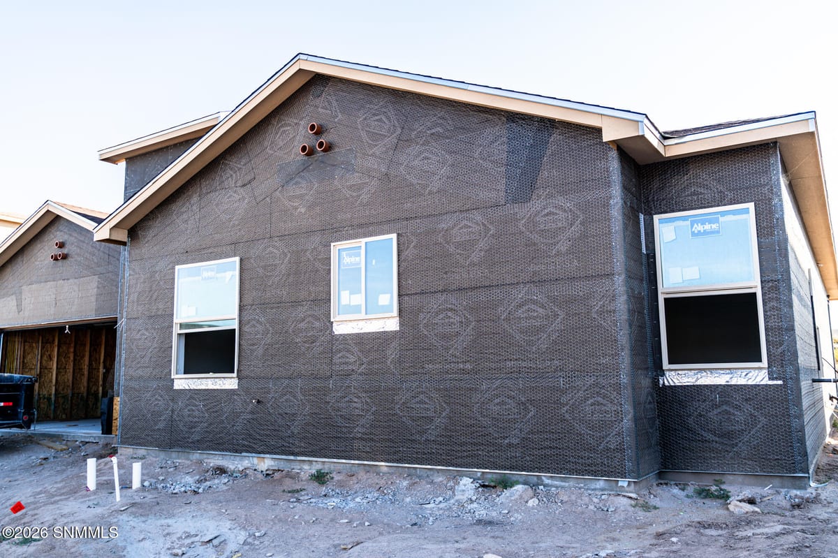 4038 Lasso Loop, Las Cruces, NM 88005 photo 1