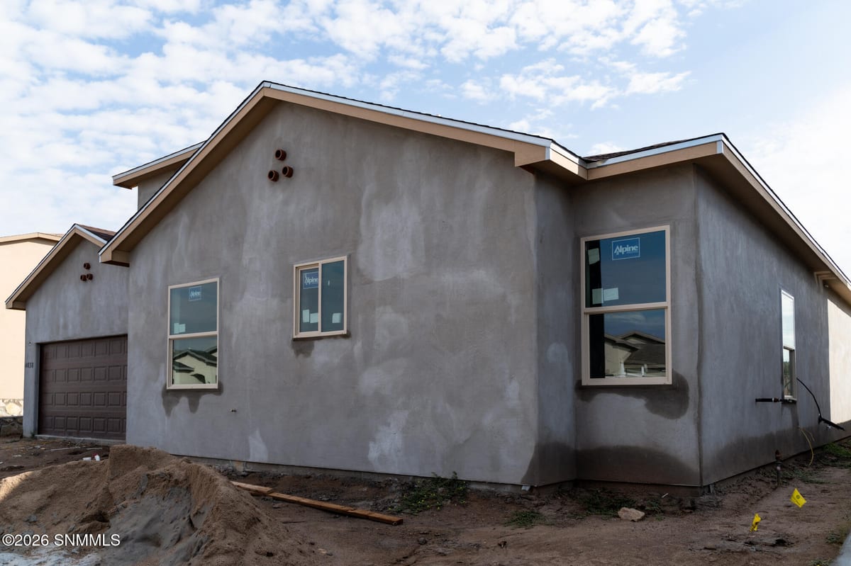 4038 Lasso Loop, Las Cruces, NM 88005 photo 2
