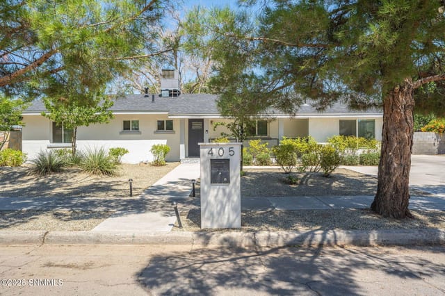 405 Milton Avenue, Las Cruces, NM – 3 bedroom, 1,868 sqft single family residence for sale at $345,000