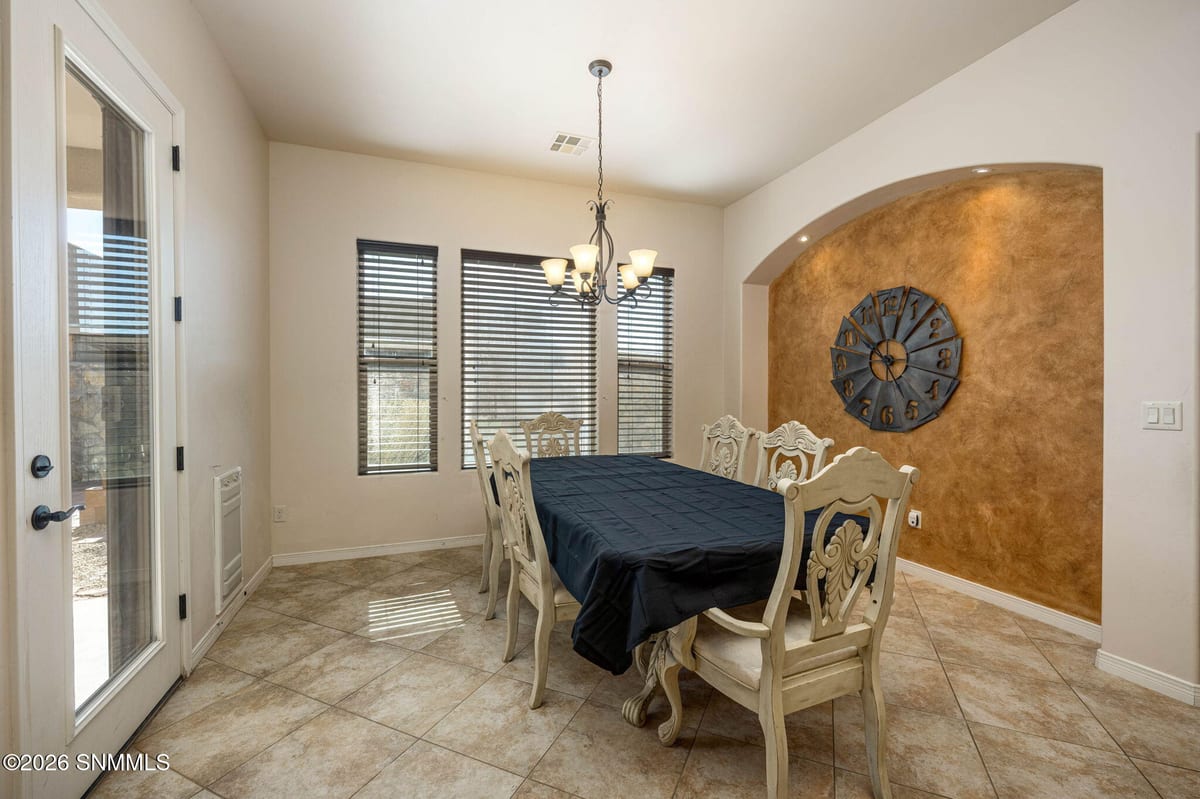 4066 Monte Sombra Avenue, Las Cruces, NM 88012 photo 12