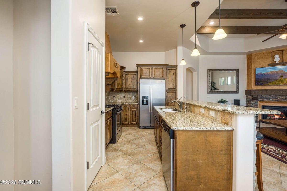 4066 Monte Sombra Avenue, Las Cruces, NM 88012 photo 9