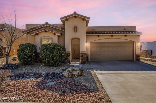 4066 Monte Sombra Avenue, Las Cruces, NM – 4 bedroom, 1,879 sqft single family residence for sale at $315,000