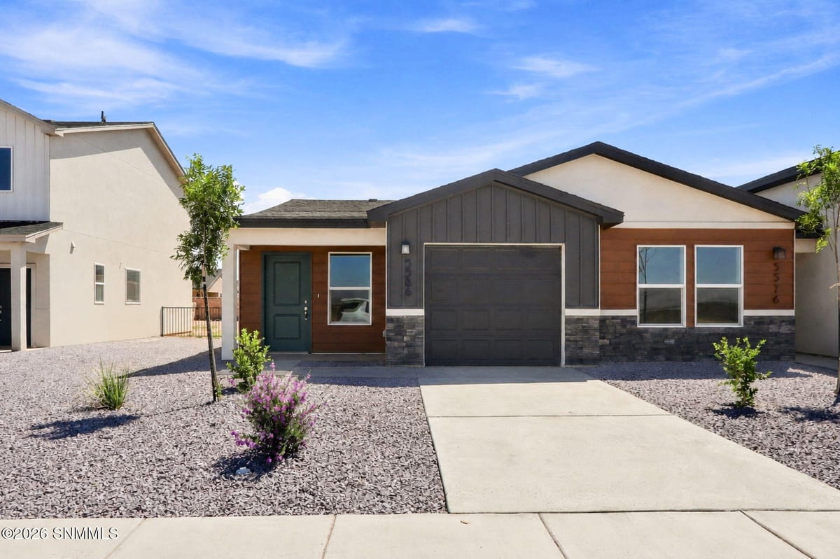 5586 Risa Allegra Place, Las Cruces, NM 88012 photo 1