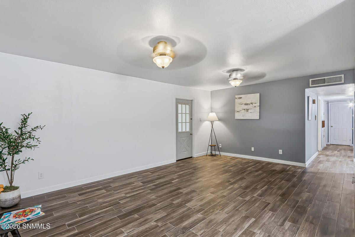 940 Calle Del Sol, Las Cruces, NM 88005 photo 7