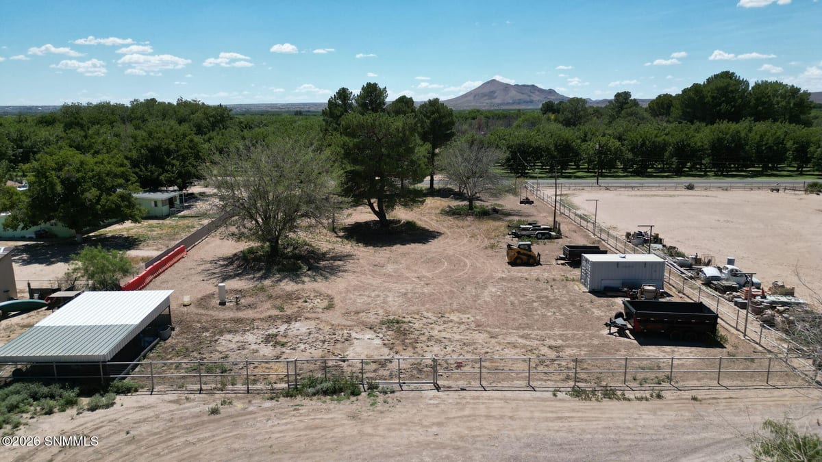 4320 Southwind Road, Las Cruces, NM 88007 photo 2