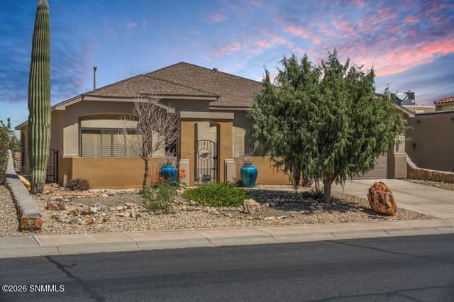 3609 Sierra Bonita Avenue, Las Cruces, NM – 3 bedroom, 1,968 sqft single family residence for sale at $340,000