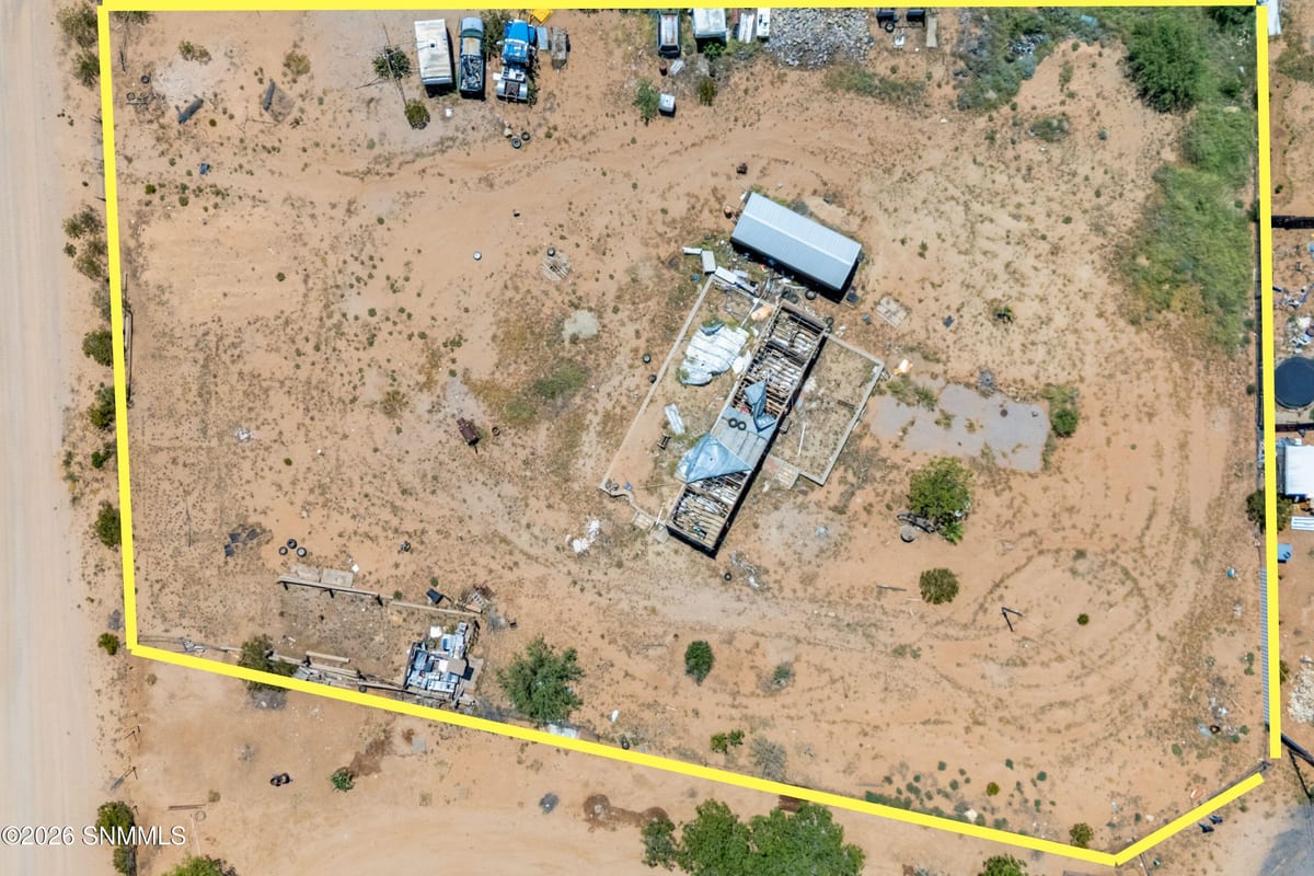 6960 Vereda Granate Road, Las Cruces, NM 88012 photo 9