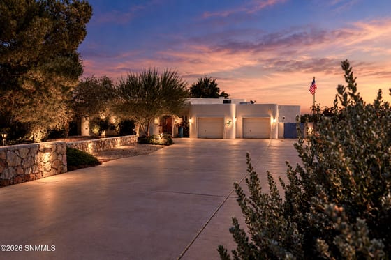 6501 Vista De Oro, Las Cruces, NM 88007 photo 2