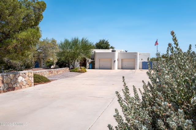 6501 Vista De Oro, Las Cruces, NM – 3 bedroom, 3,317 sqft single family residence for sale at $695,000