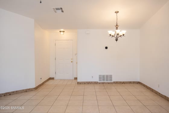 5027 Emerald Street, Las Cruces, NM 88012 photo 5