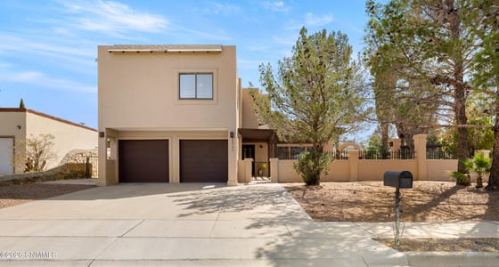 2357 Aguirre Court, Las Cruces, NM 88011 photo 2