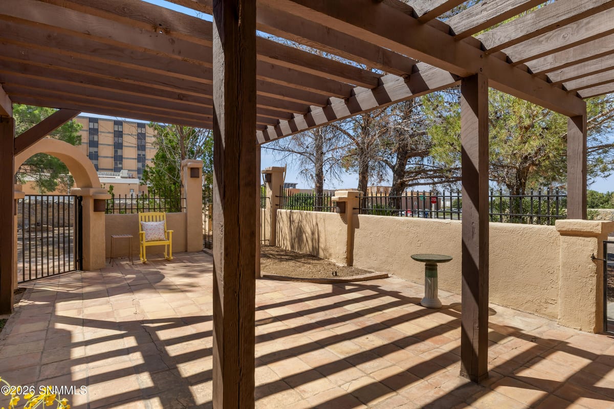 2357 Aguirre Court, Las Cruces, NM 88011 photo 6