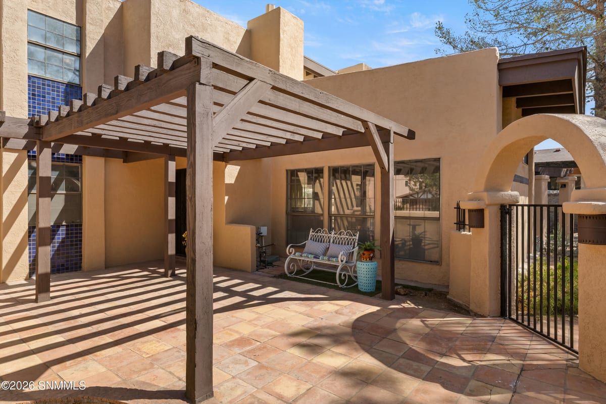 2357 Aguirre Court, Las Cruces, NM 88011 photo 7