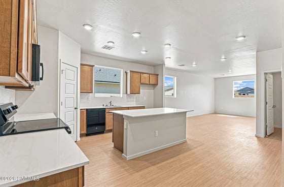 5570 Primorosa Place, Las Cruces, NM 88012 photo 4