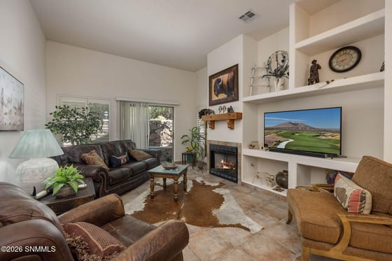 1042 Mormon Drive, Las Cruces, NM 88011 photo 3