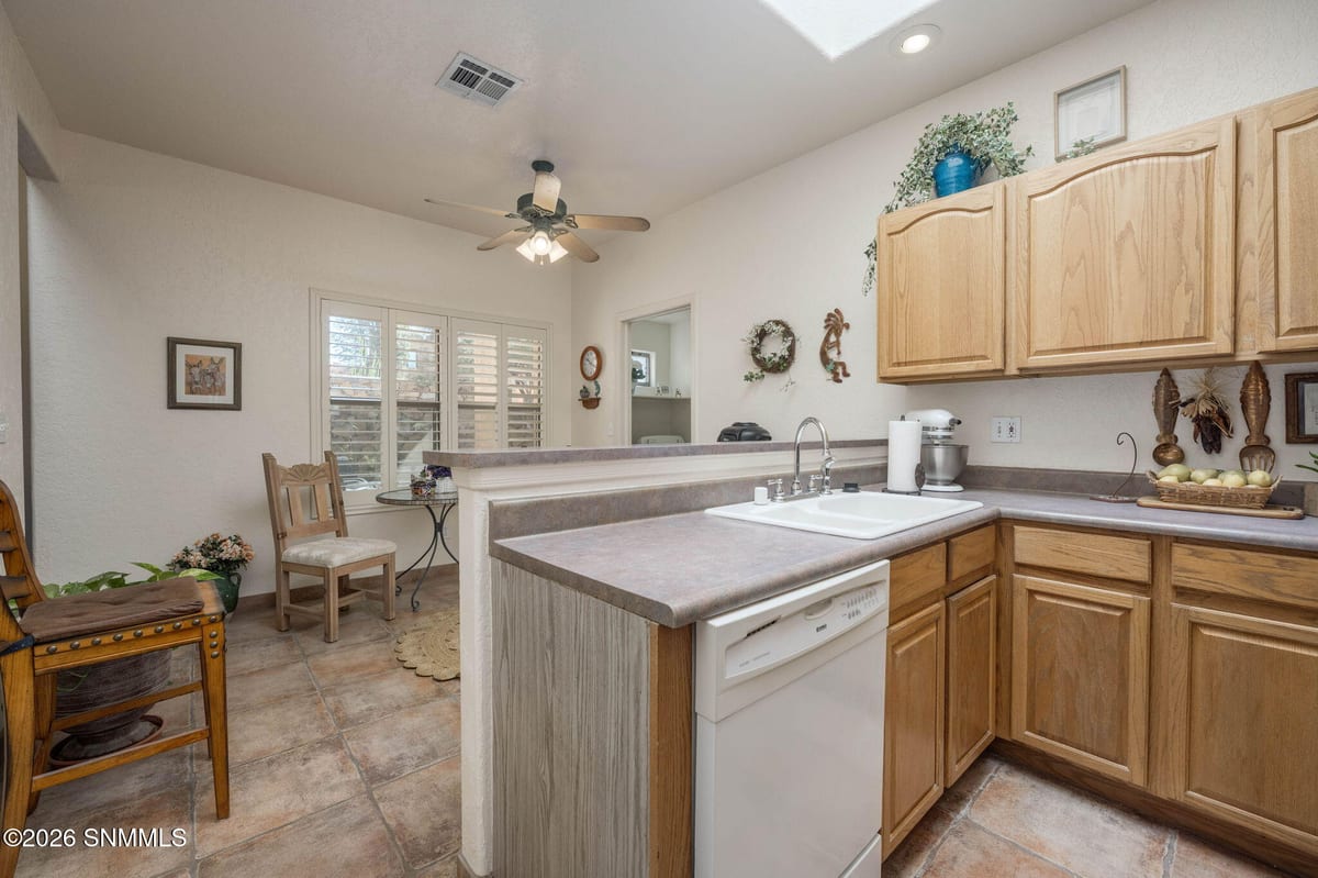 1042 Mormon Drive, Las Cruces, NM 88011 photo 9