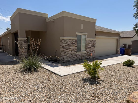 950 Desert Candle Drive, Las Cruces, NM 88007 photo 4