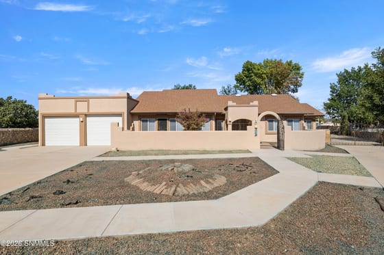 2591 Tularosa Drive, Las Cruces, NM 88007 photo 2