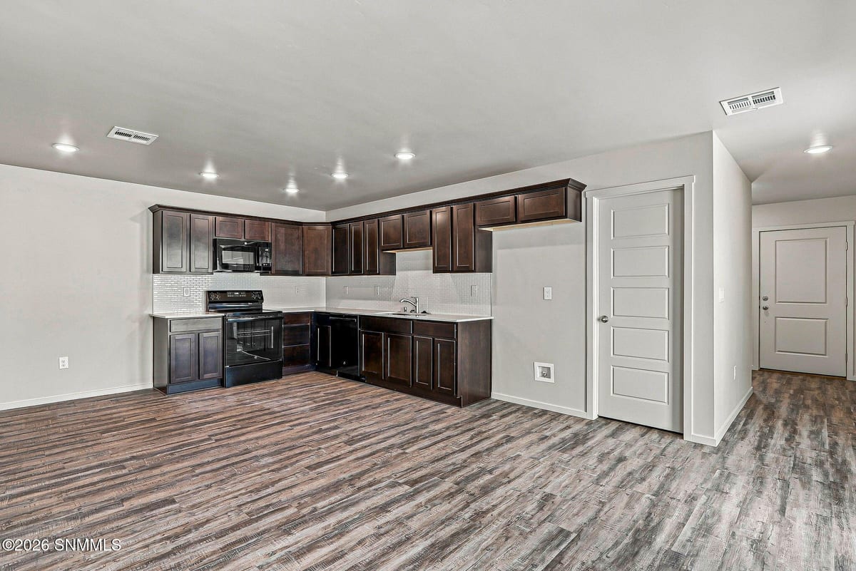 5589 Sierra Verde Place, Las Cruces, NM 88012 photo 8