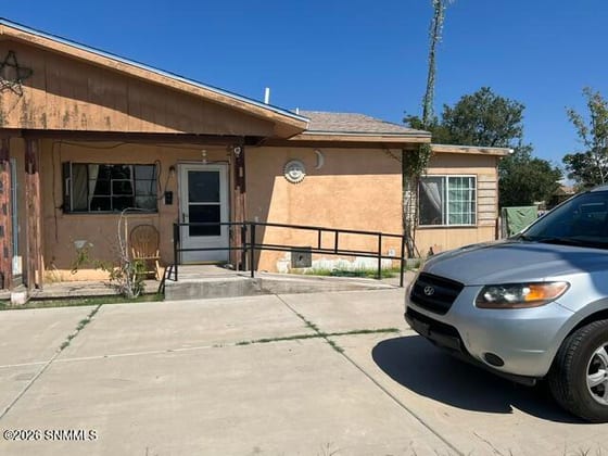 1737/1739 E Idaho Avenue, Las Cruces, NM 88001 photo 2