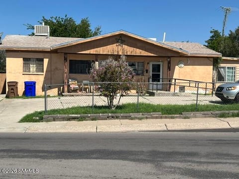 1737/1739 E Idaho Avenue home for sale