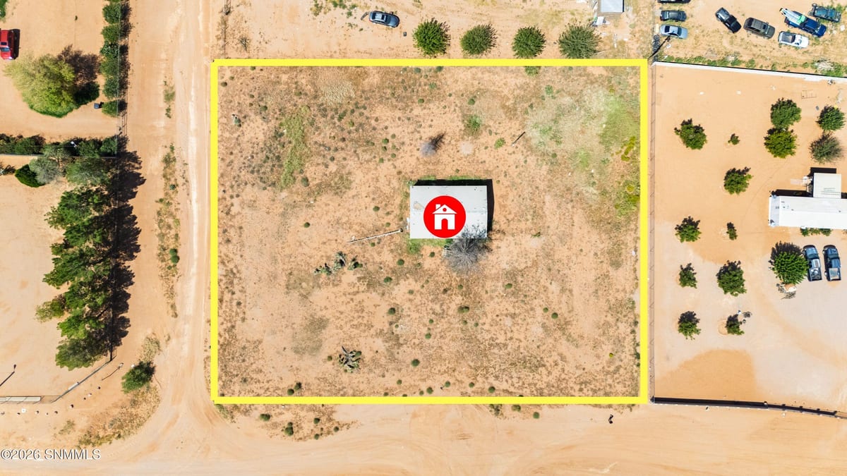 7595 Millard Avenue, Las Cruces, NM 88012 photo 1