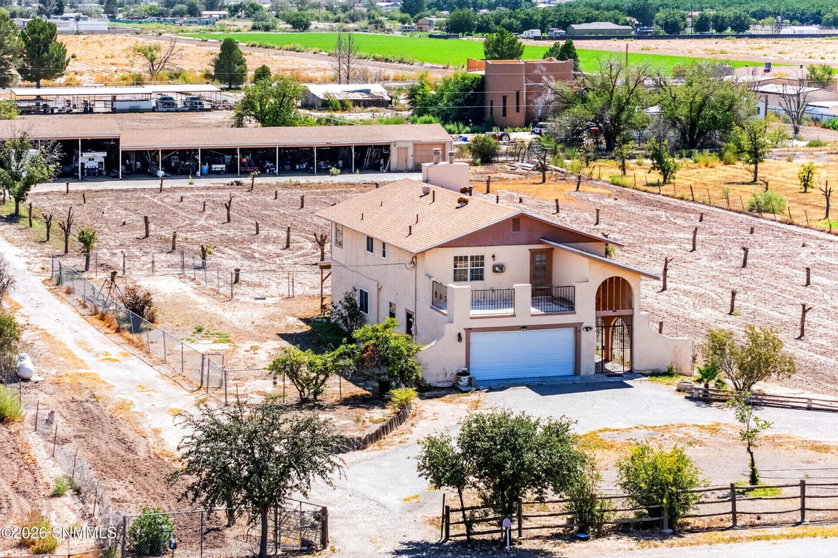 1124 Green Meadows Road, Anthony, NM 88021 photo 4