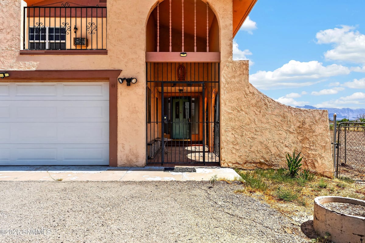 1124 Green Meadows Road, Anthony, NM 88021 photo 5