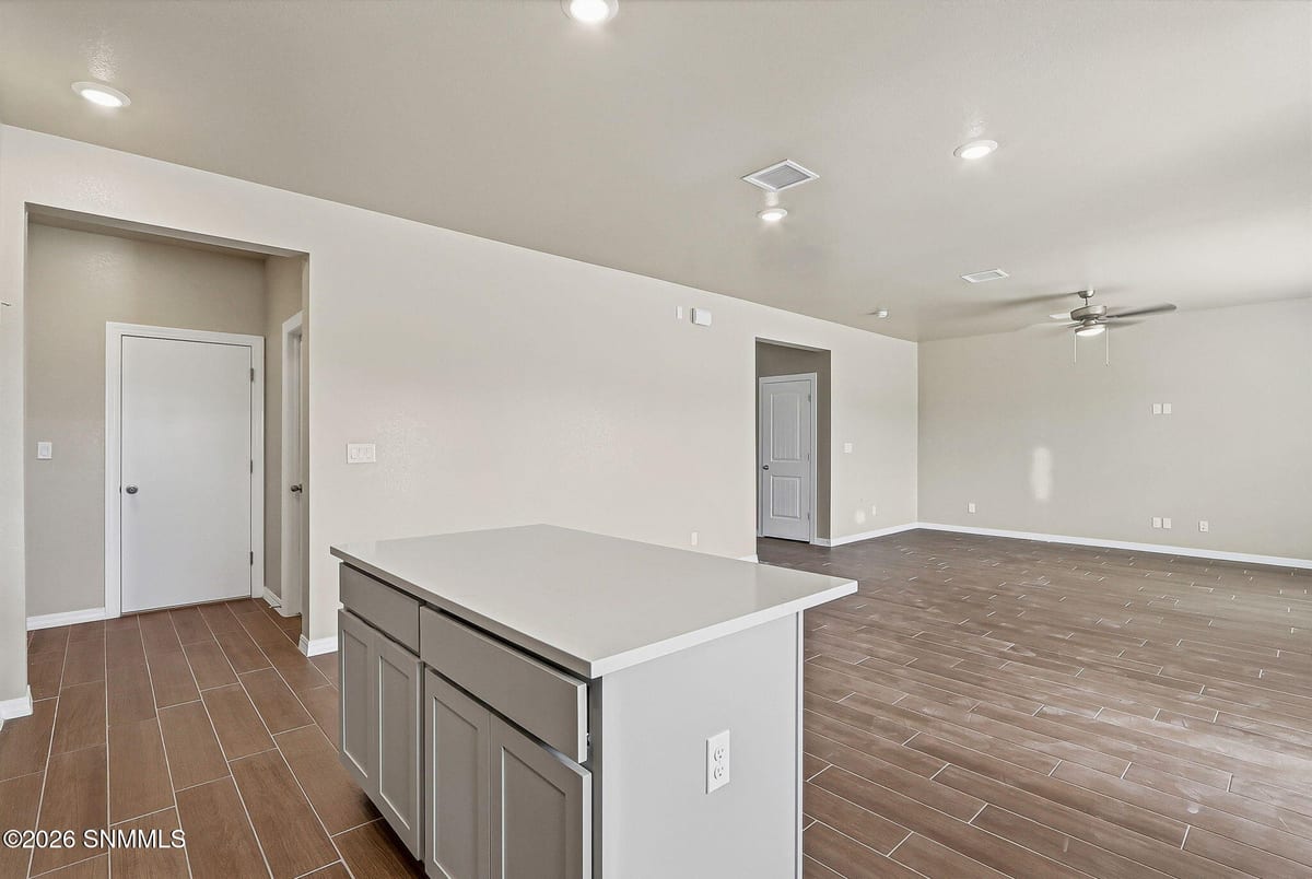 3203 Sedano Avenue, Las Cruces, NM 88012 photo 12