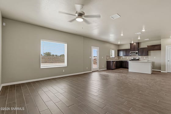 3203 Sedano Avenue, Las Cruces, NM 88012 photo 5