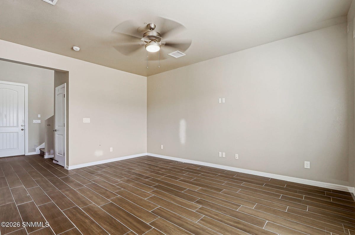 3203 Sedano Avenue, Las Cruces, NM 88012 photo 7