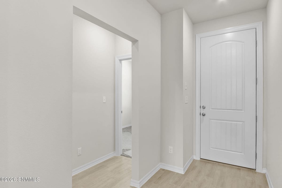 3147 Sedano Avenue, Las Cruces, NM 88012 photo 2