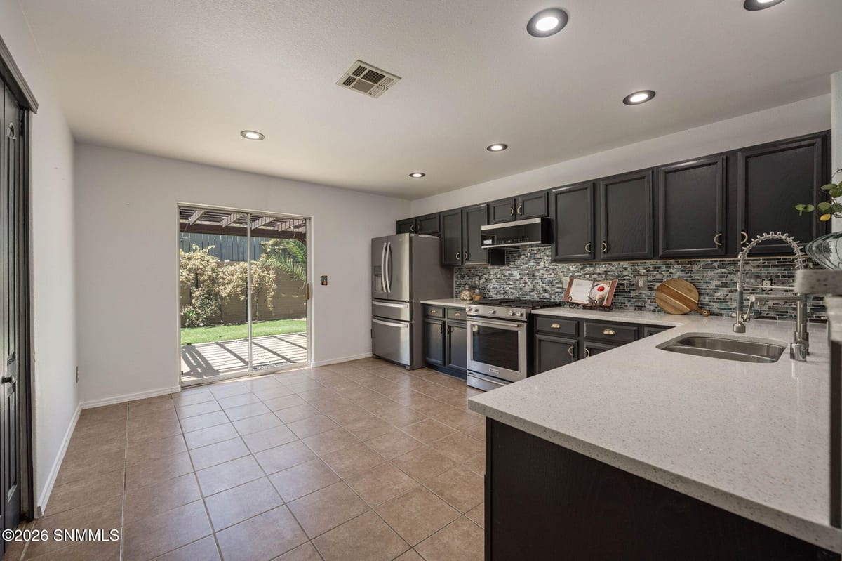 1383 Anasazi Court, Las Cruces, NM 88007 photo 11