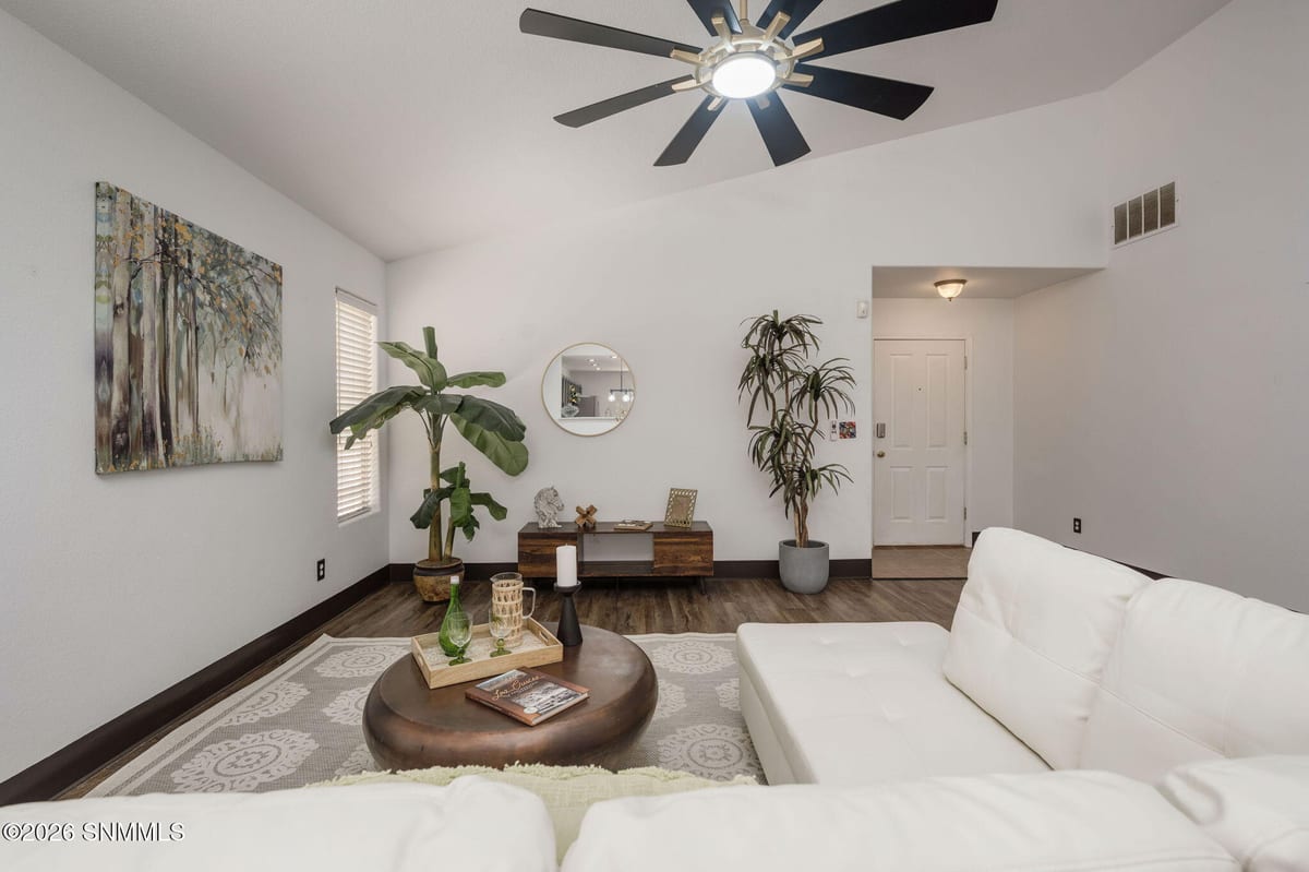 1383 Anasazi Court, Las Cruces, NM 88007 photo 8