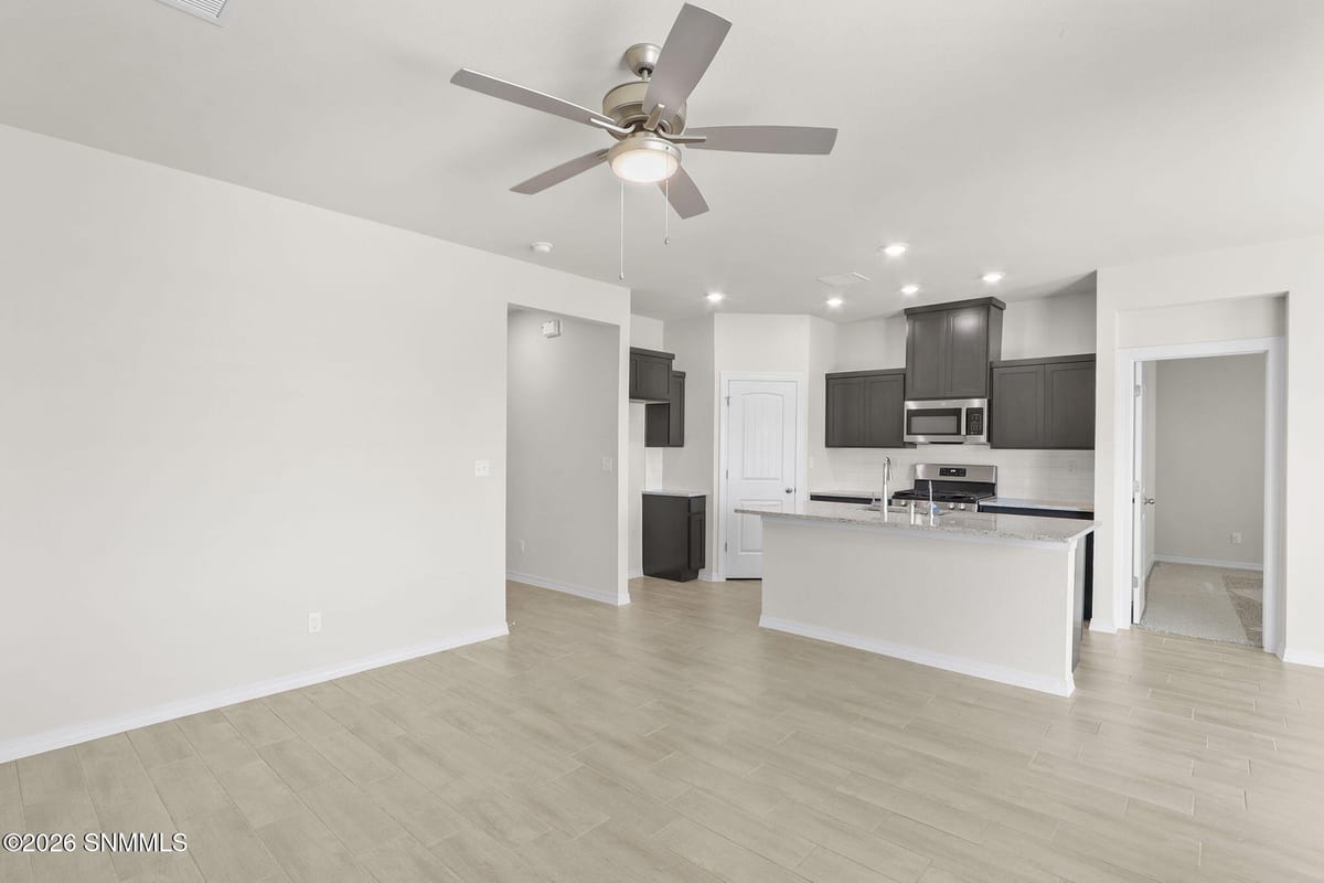3123 Sedano Avenue, Las Cruces, NM 88012 photo 14
